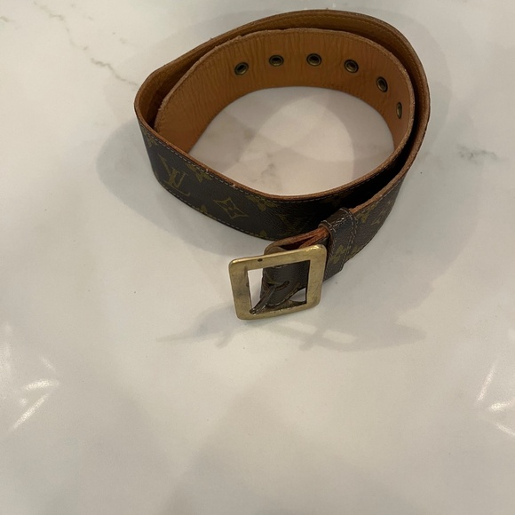 Louis Vuitton Vintage Monogram Belt w/ Brass Tone Buckle and Grommets Pre 1980s - Picture 8 of 11